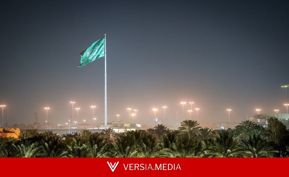 الرياض تدين استهداف إيران لناقلتي نفط سعودية وقطرية