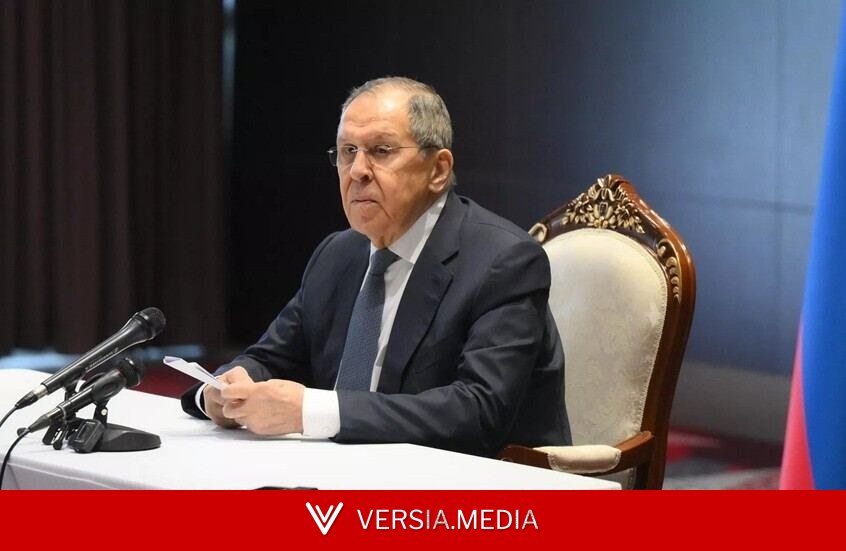 لافروف ووزير خارجية البحرين يبحثان تطورات منطقة الخليج والاتفاق الإيراني-الأمريكي