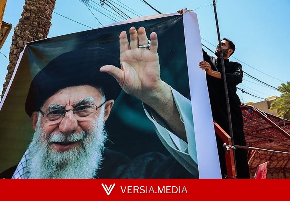 وصول جثمان المرشد الإيراني الراحل علي خامنئي إلى النجف